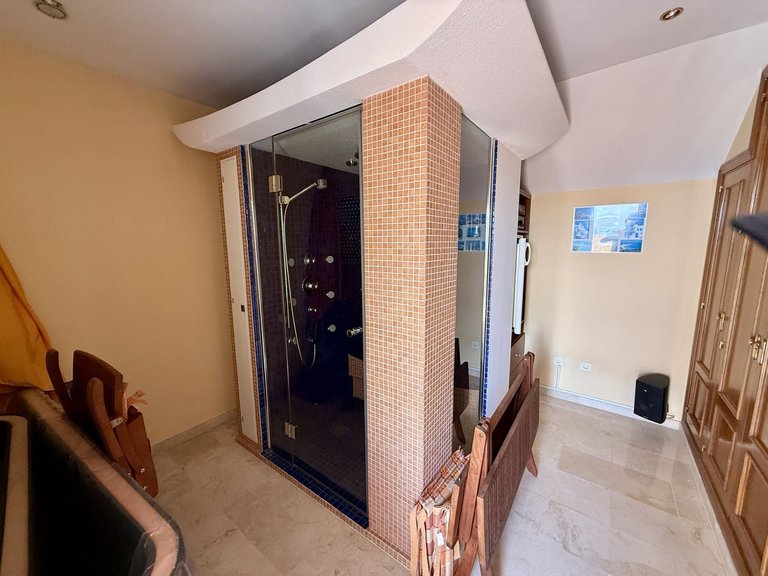 Villa for Sale in Elviria, Malaga 7