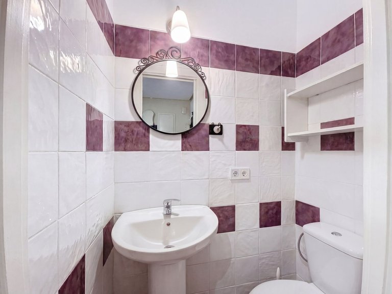 Villa for Sale in Nagüeles, Malaga 20