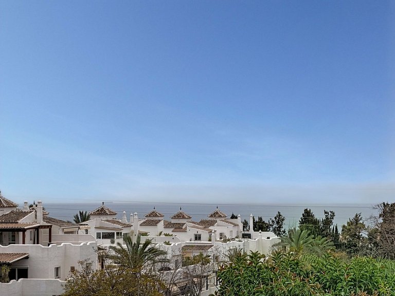 Villa for Sale in Nagüeles, Malaga 27