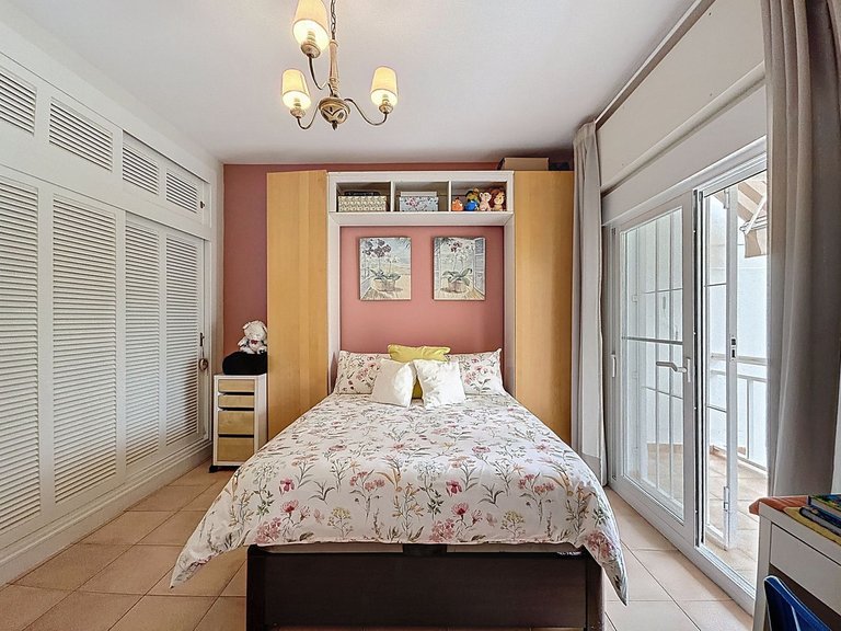Villa for Sale in Nagüeles, Malaga 31