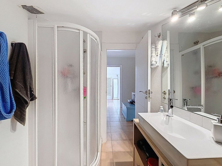 Villa for Sale in Nagüeles, Malaga 40