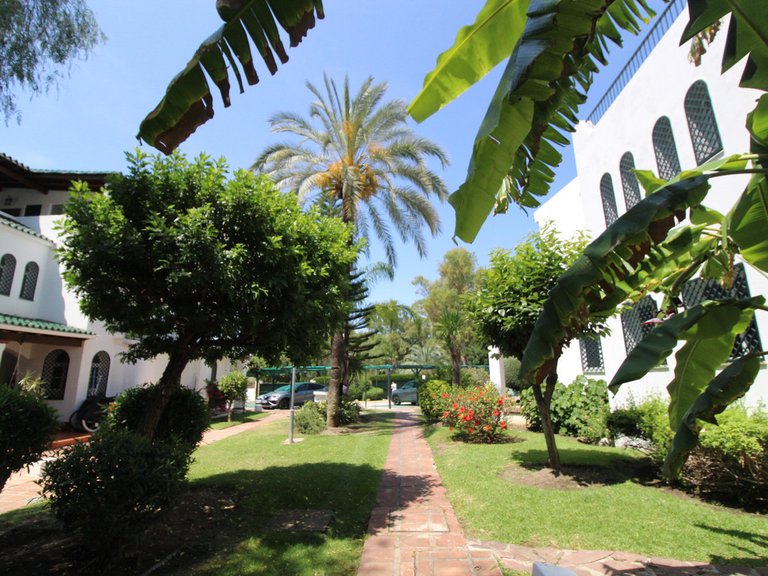 Villa for Sale in Nueva Andalucía, Malaga 20