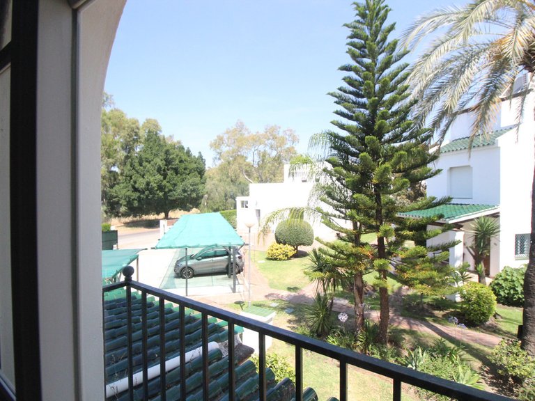 Villa for Sale in Nueva Andalucía, Malaga 25