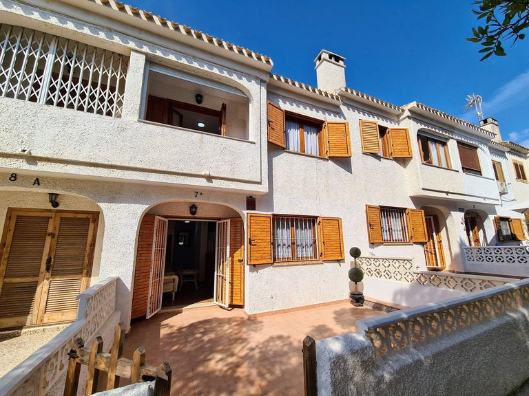 Villa for Sale in Playa Flamenca, Alicante 1