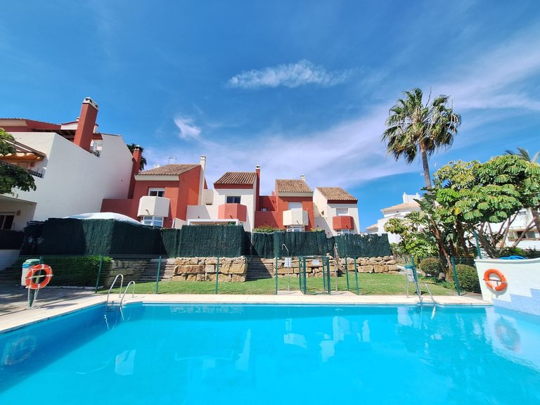 Villa for Sale in Estepona, Malaga 1