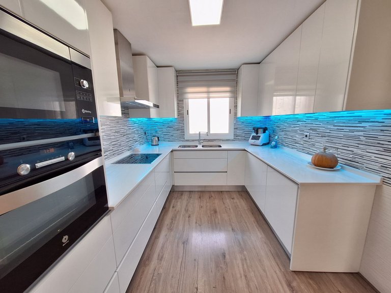 Villa for Sale in Estepona, Malaga 2