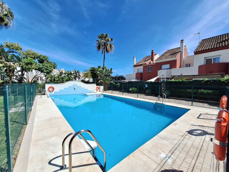 Villa for Sale in Estepona, Malaga 24