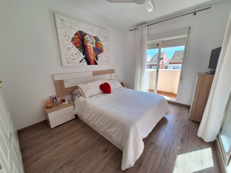 Villa for Sale in Estepona, Malaga 5