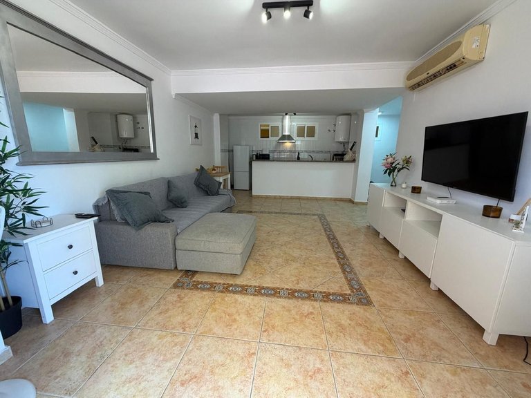 Apartment for Sale in Benalmadena, Malaga 6