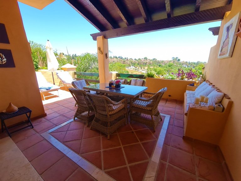 Apartment for Sale in New Golden Mile, Malaga 7