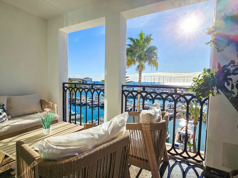 Apartment for Sale in La Duquesa, Malaga 1