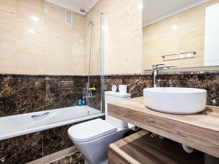 Apartment for Sale in La Duquesa, Malaga 13