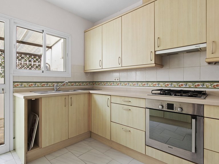 Villa for Sale in Guadalmina Baja, Malaga 15