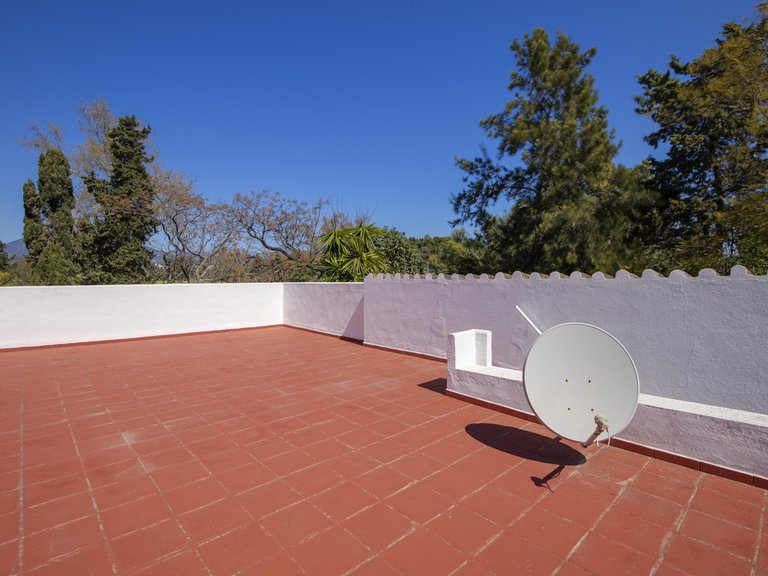 Villa for Sale in Guadalmina Baja, Malaga 25