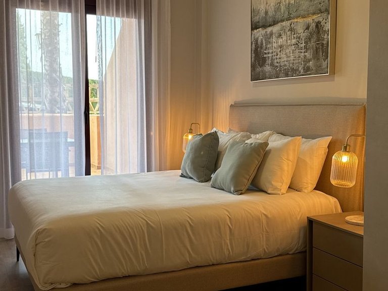 Apartment for Sale in El Paraiso, Malaga 12