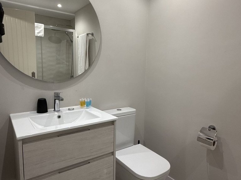 Apartment for Sale in El Paraiso, Malaga 15