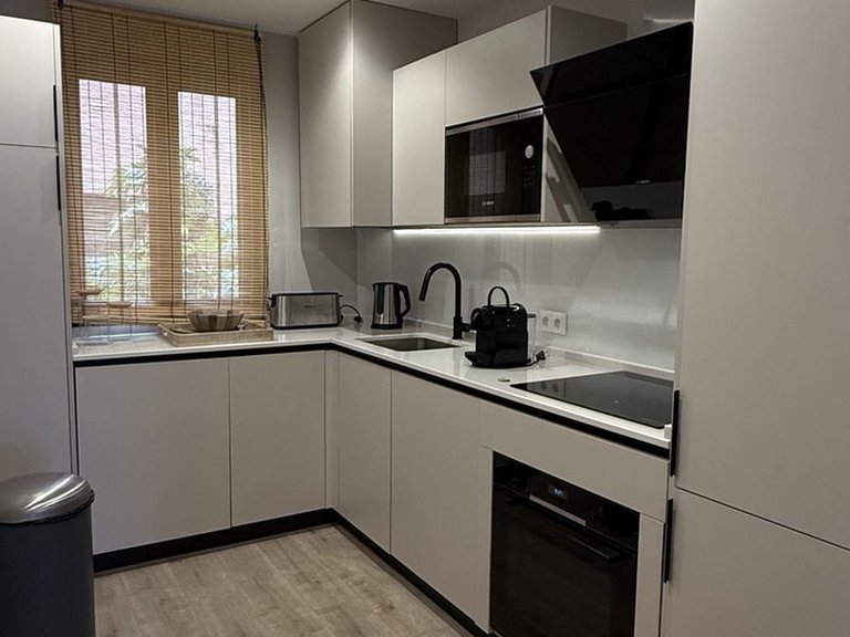Apartment for Sale in El Paraiso, Malaga 4