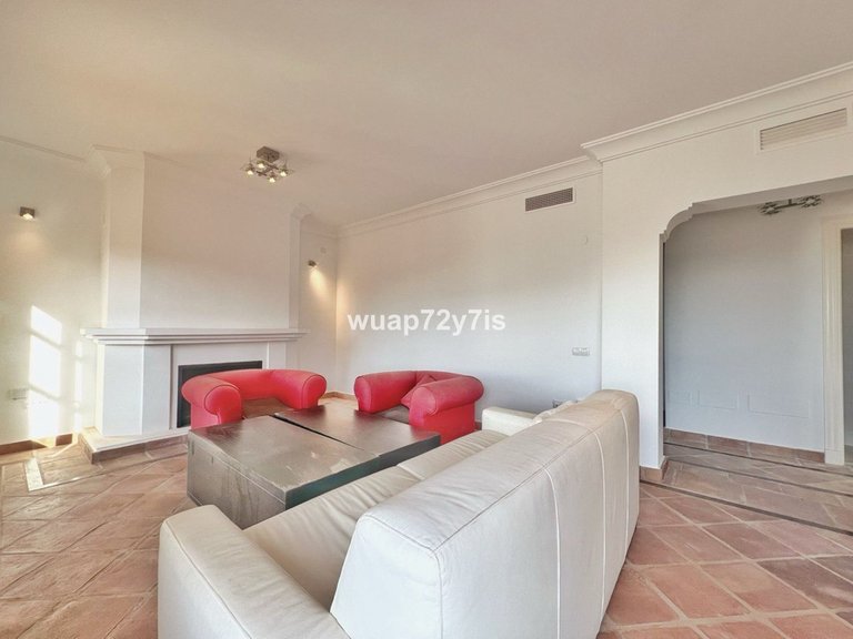 Villa for Sale in Benahavís, Malaga 10