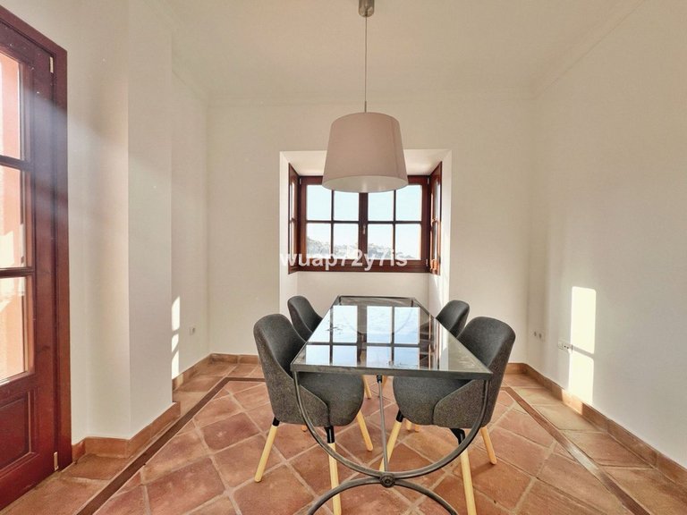 Villa for Sale in Benahavís, Malaga 14
