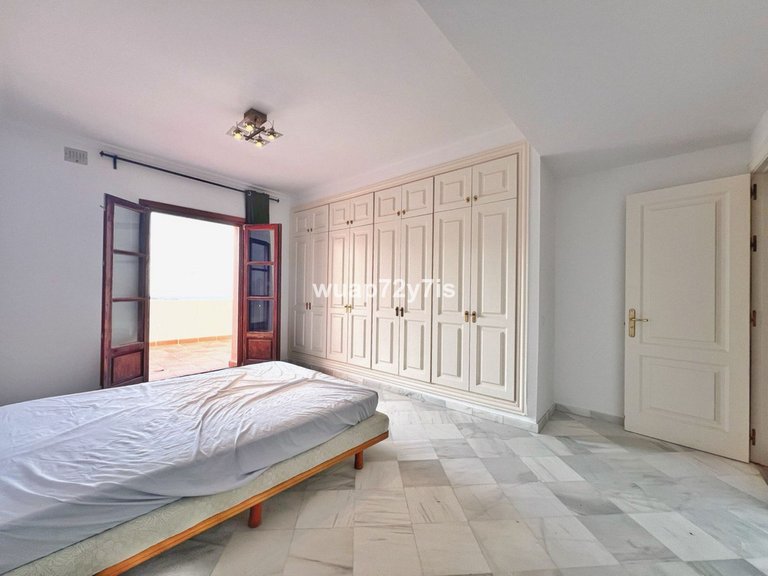 Villa for Sale in Benahavís, Malaga 22