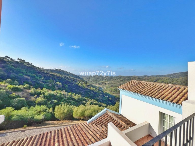 Villa for Sale in Benahavís, Malaga 31