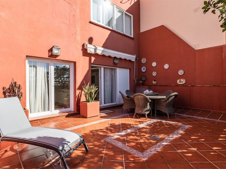 Villa for Sale in Benalmadena, Malaga 5