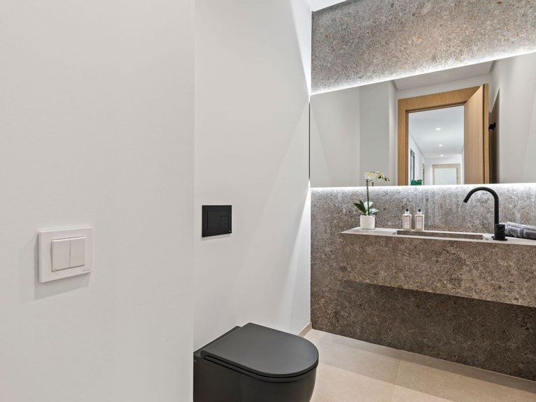 Villa for Sale in Benahavís, Malaga 12