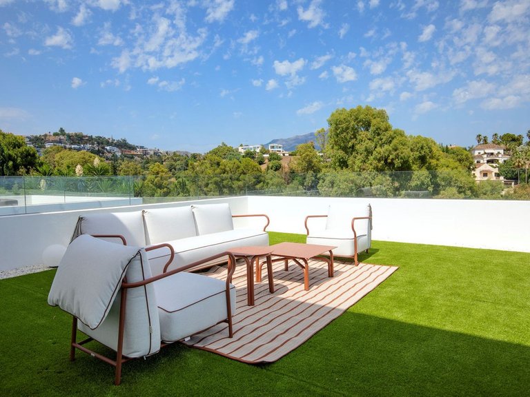 Villa for Sale in Benahavís, Malaga 17
