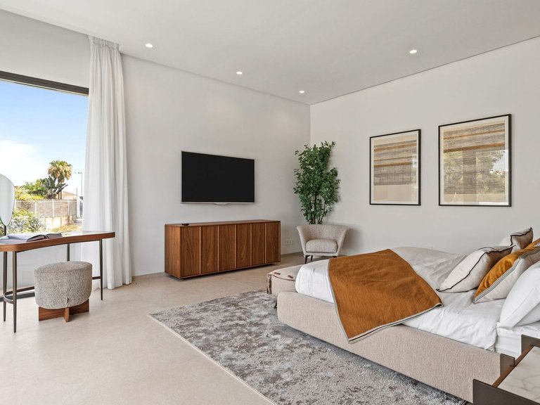 Villa for Sale in Benahavís, Malaga 18