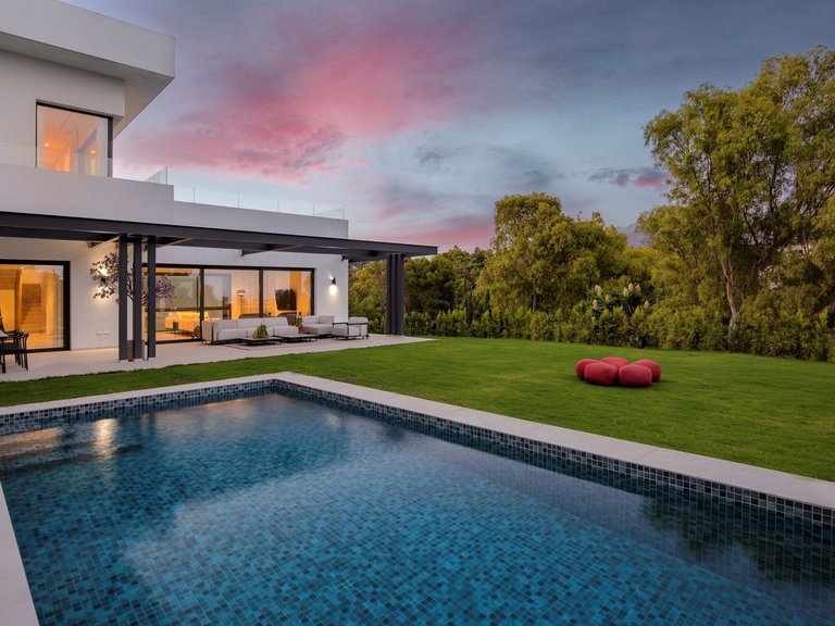 Villa for Sale in Benahavís, Malaga 2