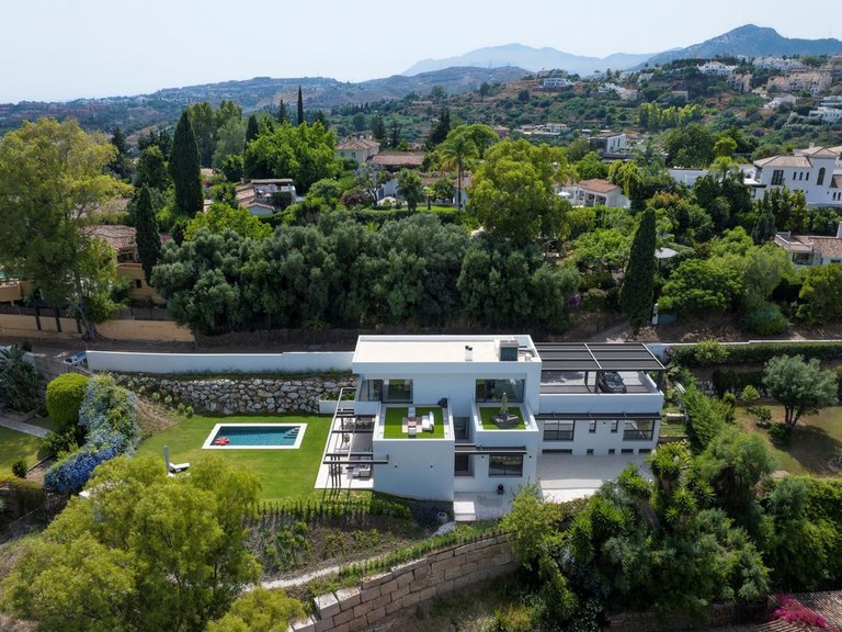 Villa for Sale in Benahavís, Malaga 48
