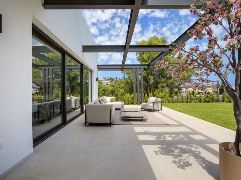 Villa for Sale in Benahavís, Malaga 51