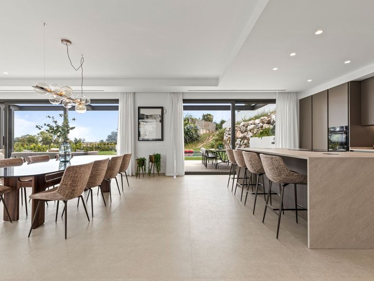 Villa for Sale in Benahavís, Malaga 55