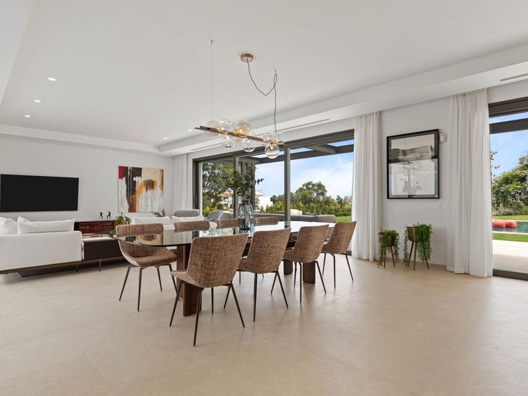 Villa for Sale in Benahavís, Malaga 6