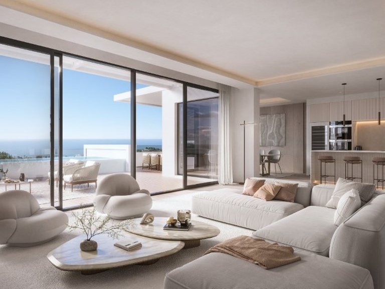 Villa for Sale in Benalmadena, Malaga 2