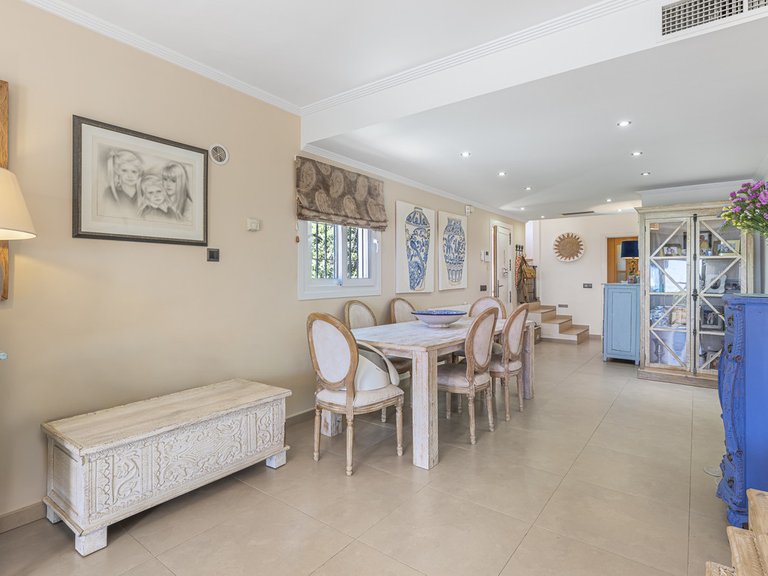 Villa for Sale in Estepona, Malaga 15