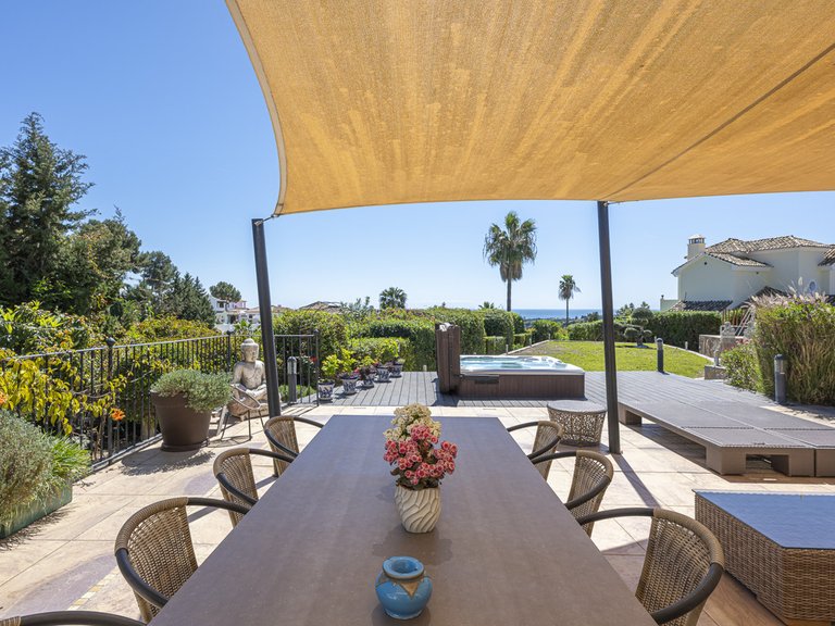 Villa for Sale in Estepona, Malaga 41