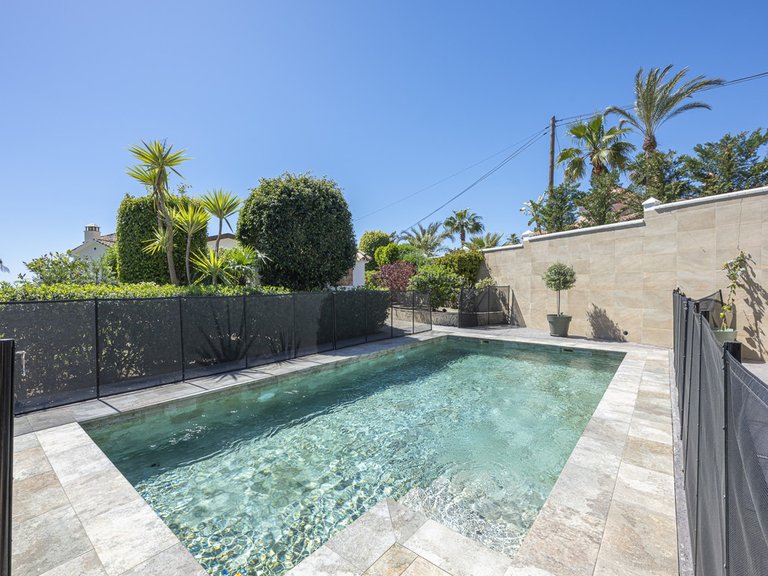 Villa for Sale in Estepona, Malaga 6