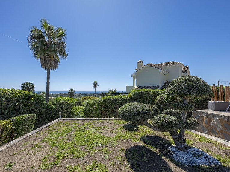 Villa for Sale in Estepona, Malaga 61