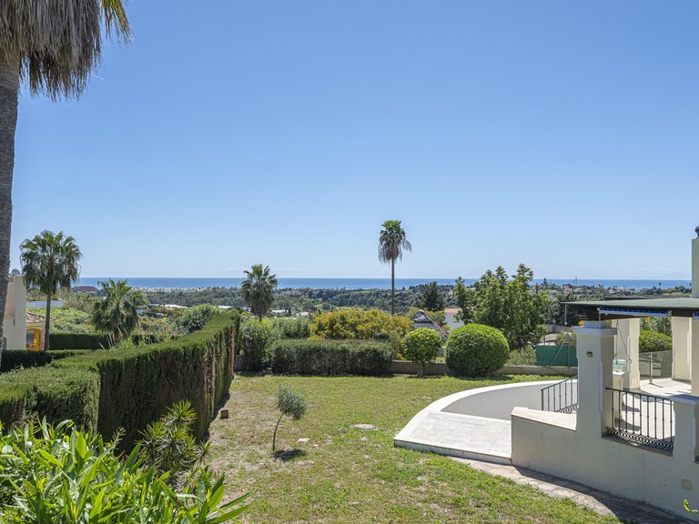 Villa for Sale in Estepona, Malaga 62