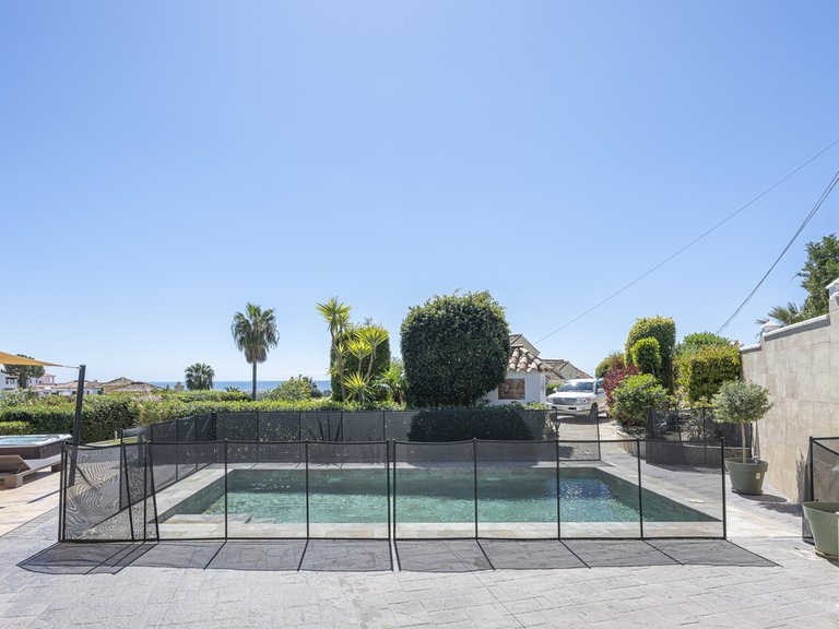 Villa for Sale in Estepona, Malaga 71