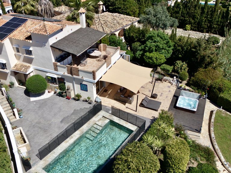 Villa for Sale in Estepona, Malaga 76