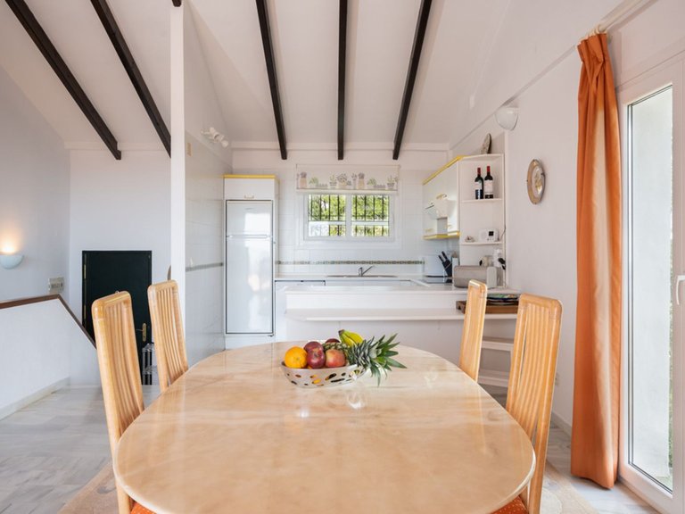 Villa for Sale in Elviria, Malaga 11