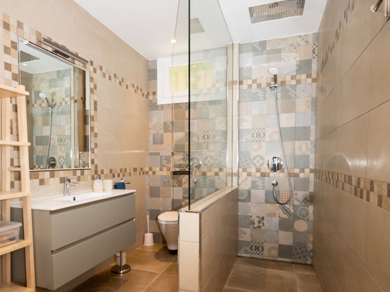 Villa for Sale in Elviria, Malaga 21