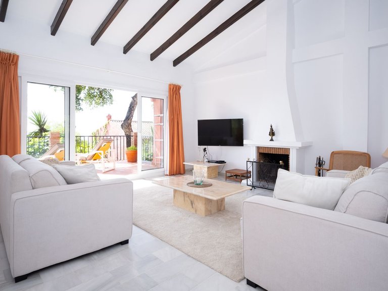 Villa for Sale in Elviria, Malaga 6