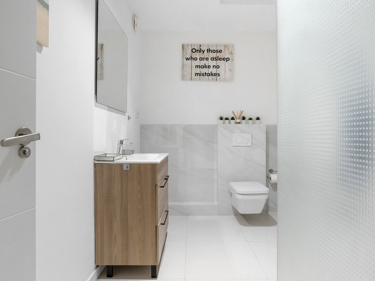 Villa for Sale in Nueva Andalucía, Malaga 31