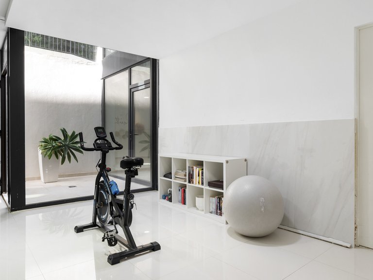 Villa for Sale in Nueva Andalucía, Malaga 33