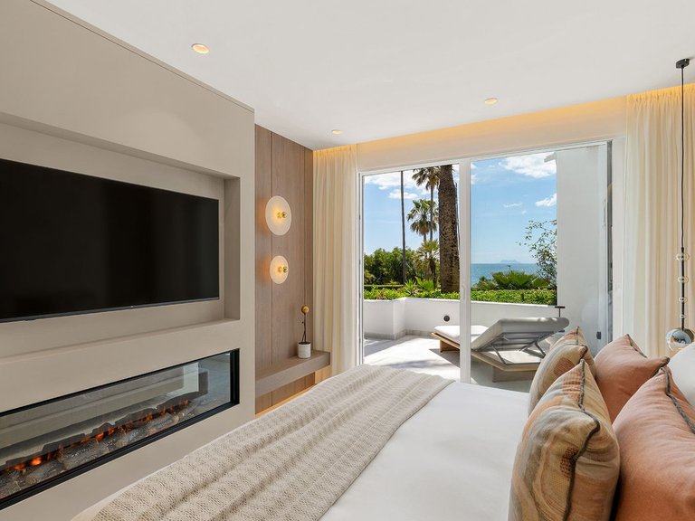 Apartment for Sale in Estepona, Malaga 5