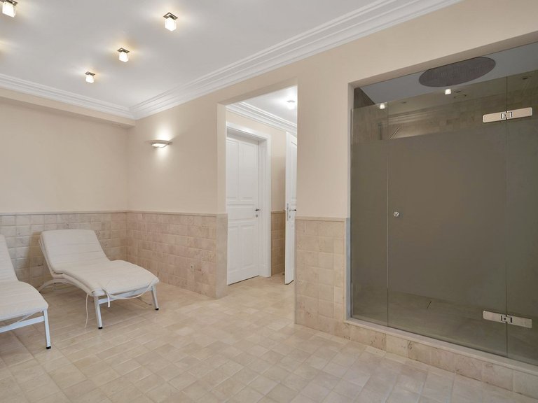 Villa for Sale in Benahavís, Malaga 29