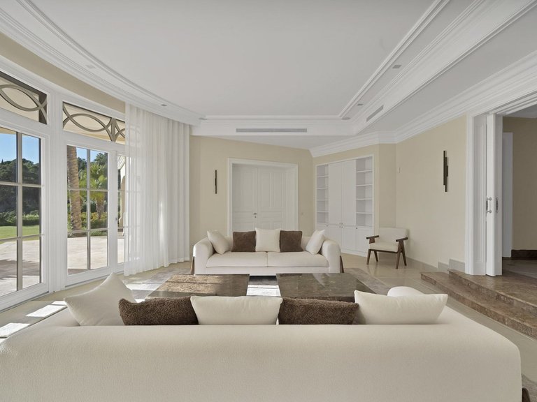 Villa for Sale in Benahavís, Malaga 4